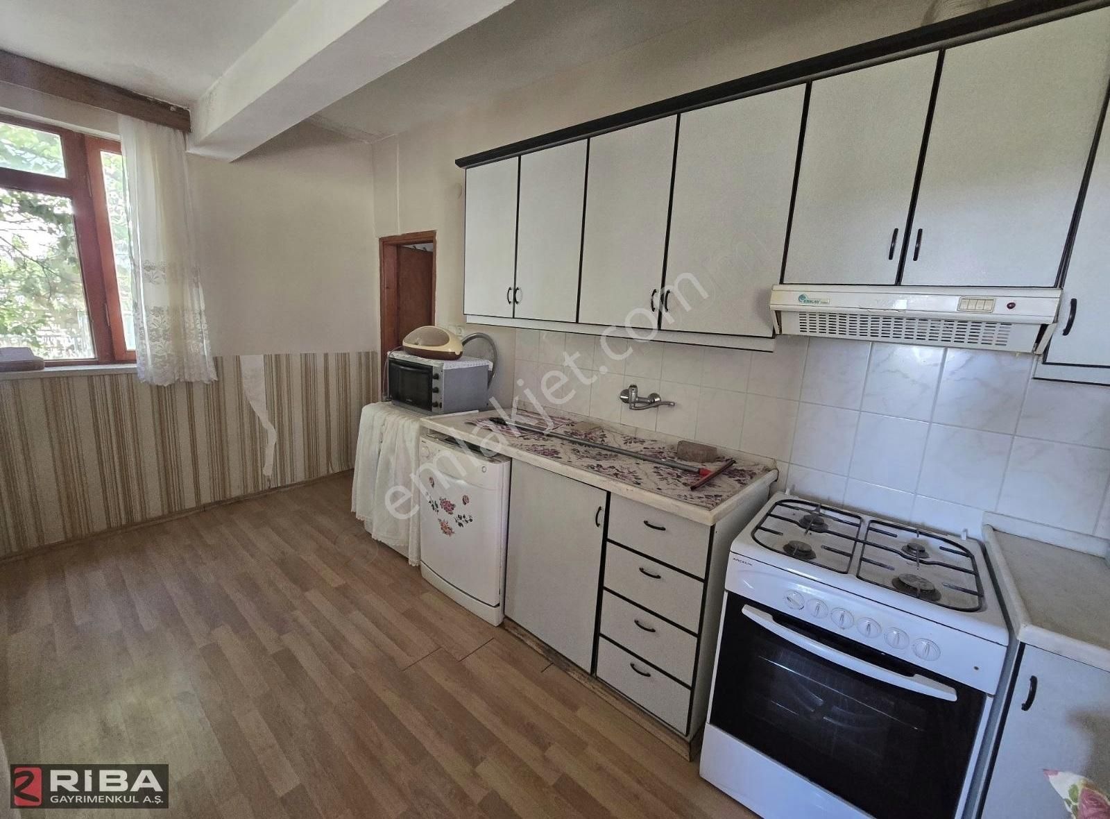 Gürpınar'da Muhteşem Manzaralı Müstakil Ev - Görsel 14