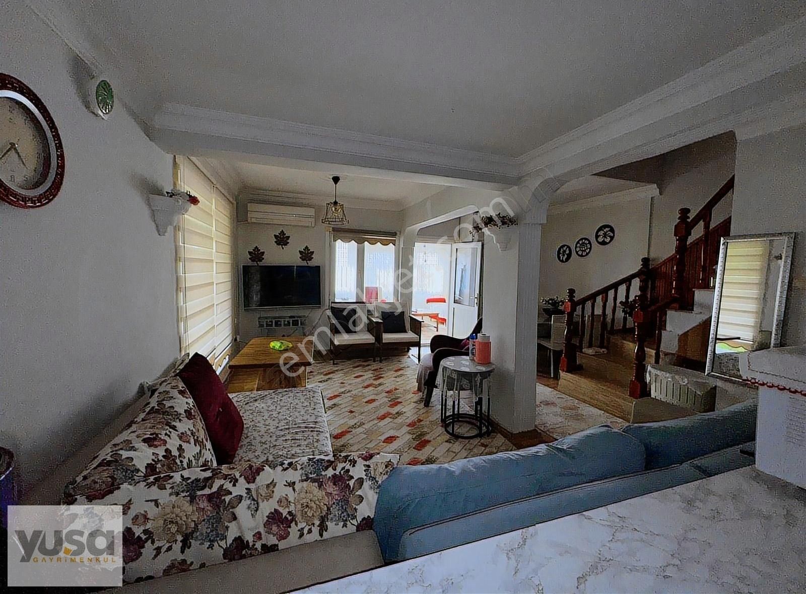 Yuşadan Biga, Kumkentte, Tatil Köyü Konseptinde 3+1 İkiz Villa
