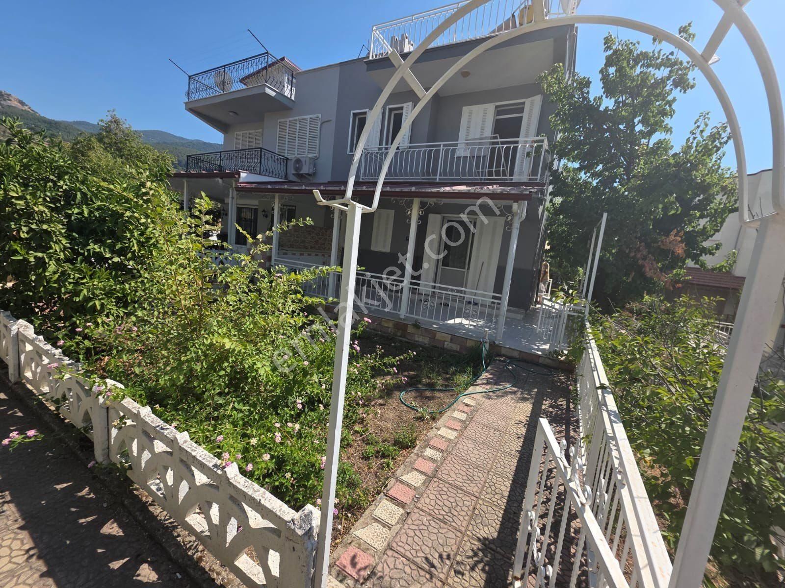 Kusadası Güzelçamlı’da Masrafsız 4+1 Bahçeli Villa