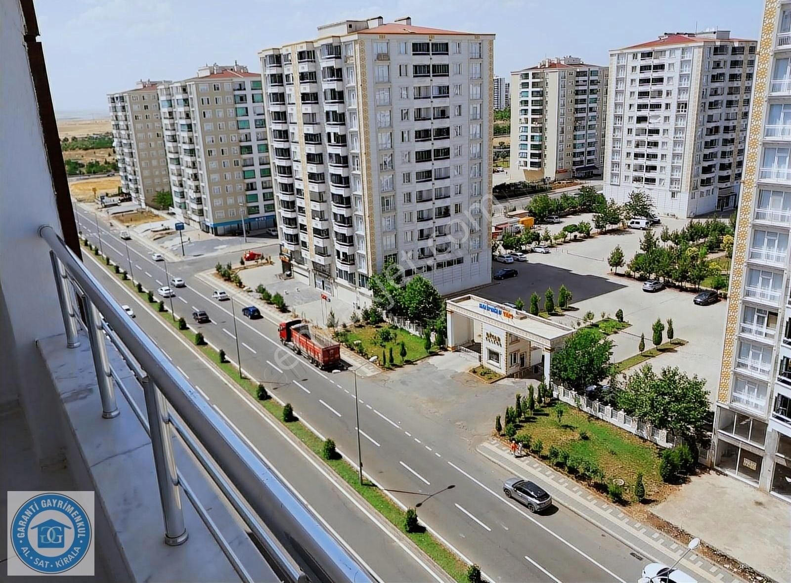 Kiralık Güneş Dügün Salonu Yanı