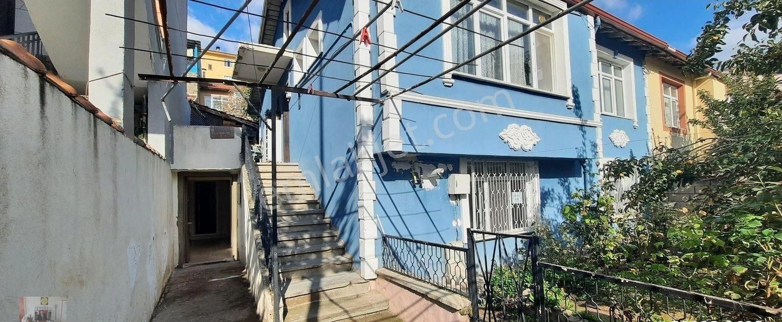 Bahçelievlerde Kiralık 1+1 Daire