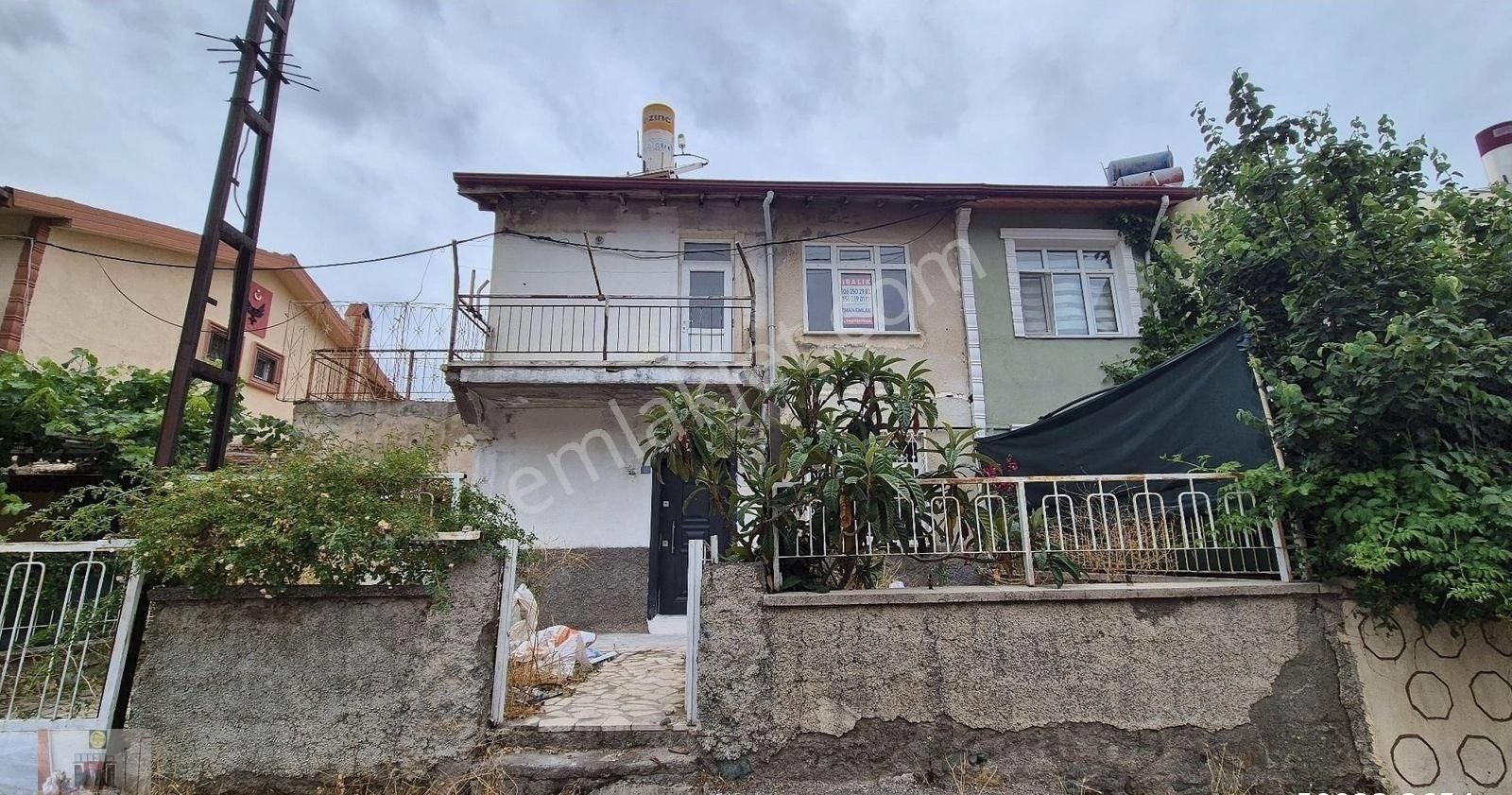 Derbent Mahallesinde Doğalgazlı Bakımlı Kiralık Müstakil Konut