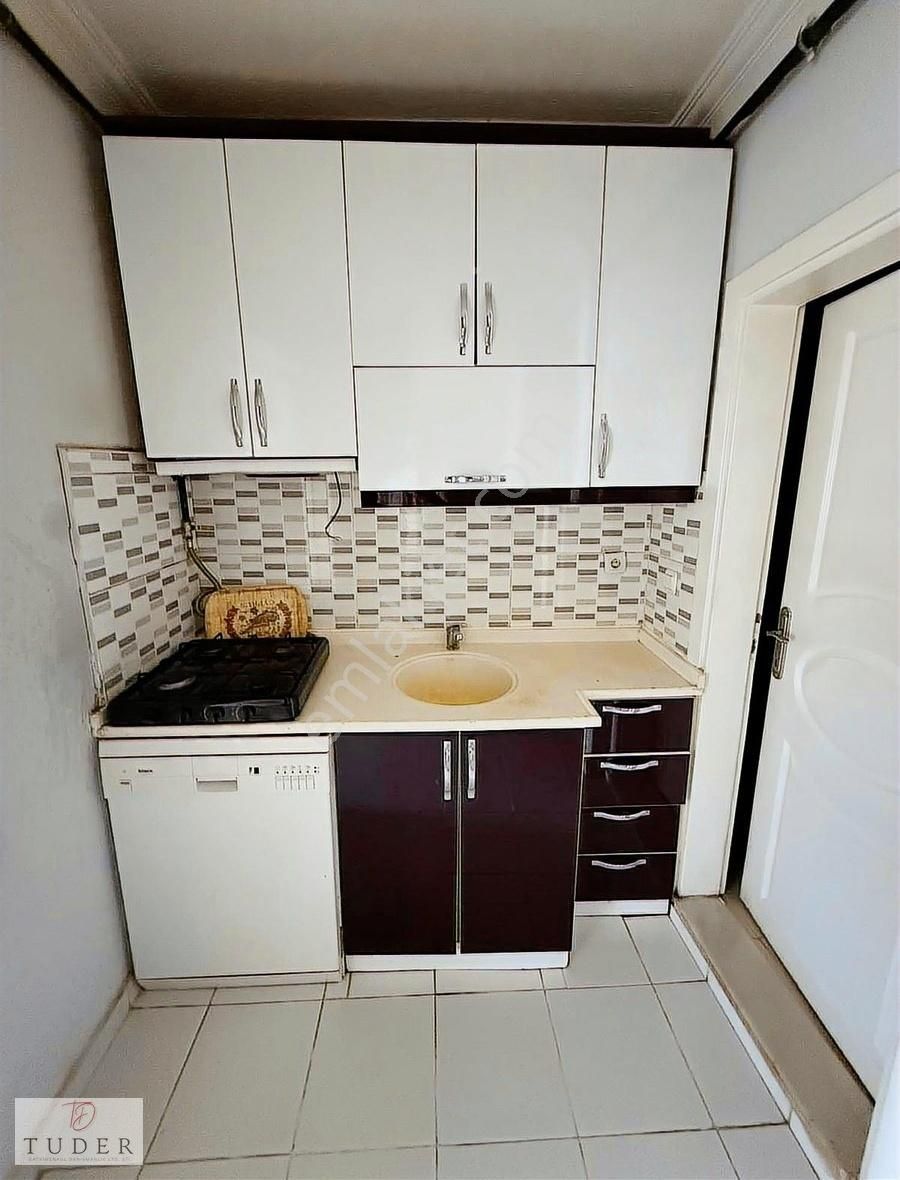 3+1 Kat Mülkiyetli Kıracısız Geniş Ferah Fırsat Daire - Görsel 3