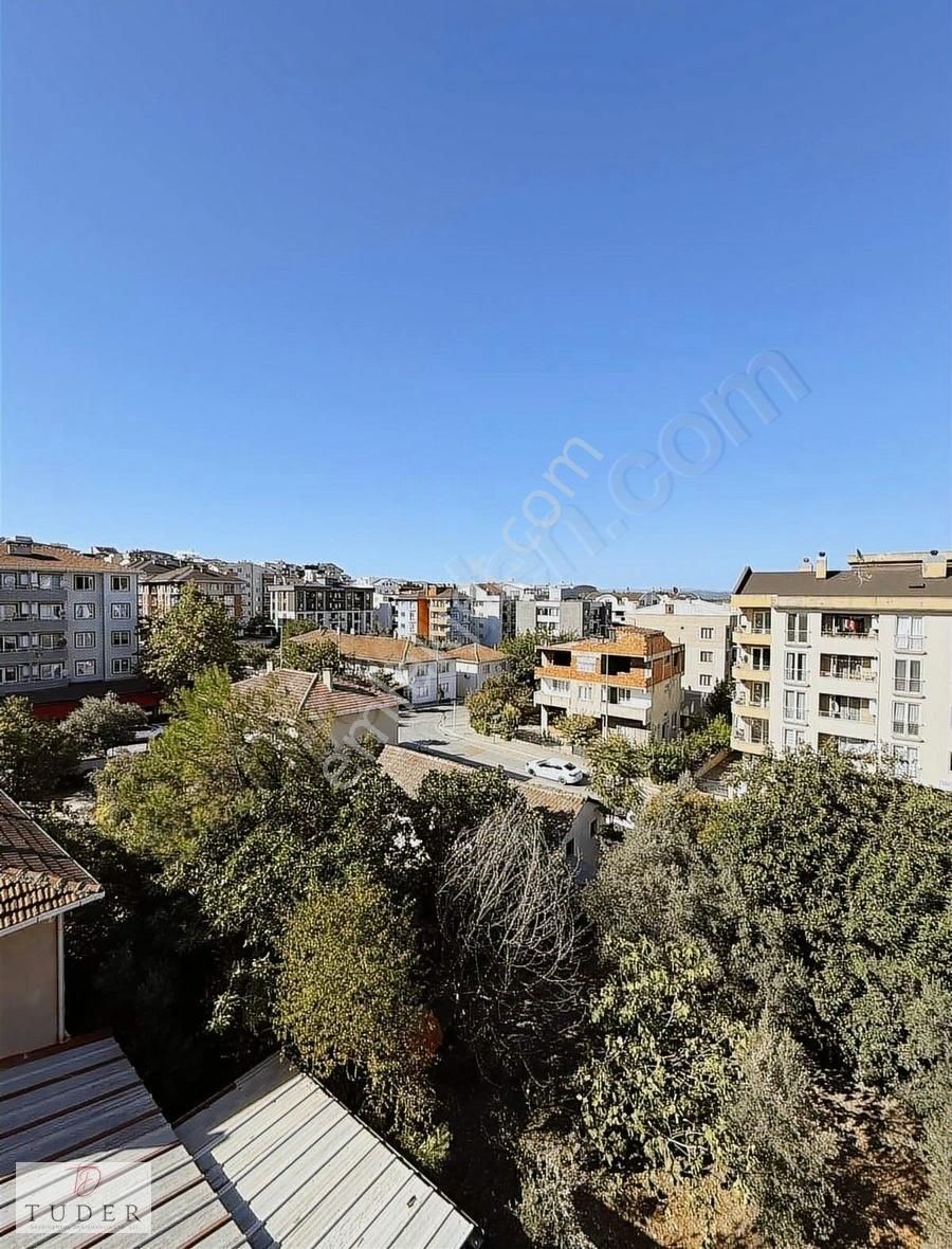 3+1 Kat Mülkiyetli Kıracısız Geniş Ferah Fırsat Daire - Görsel 8