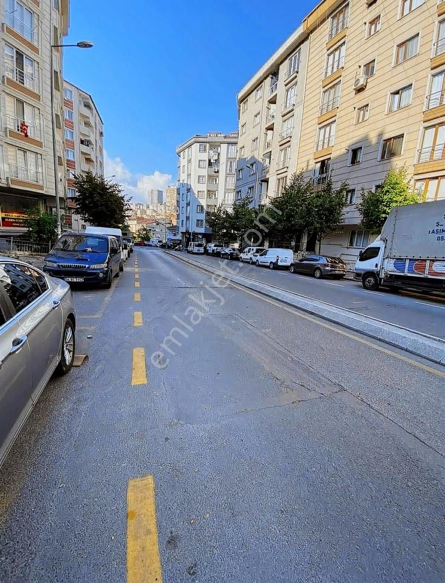 Uygun Emlaktan Kağıthane Çağlayan Ful Eşyalı 1+1 Daire