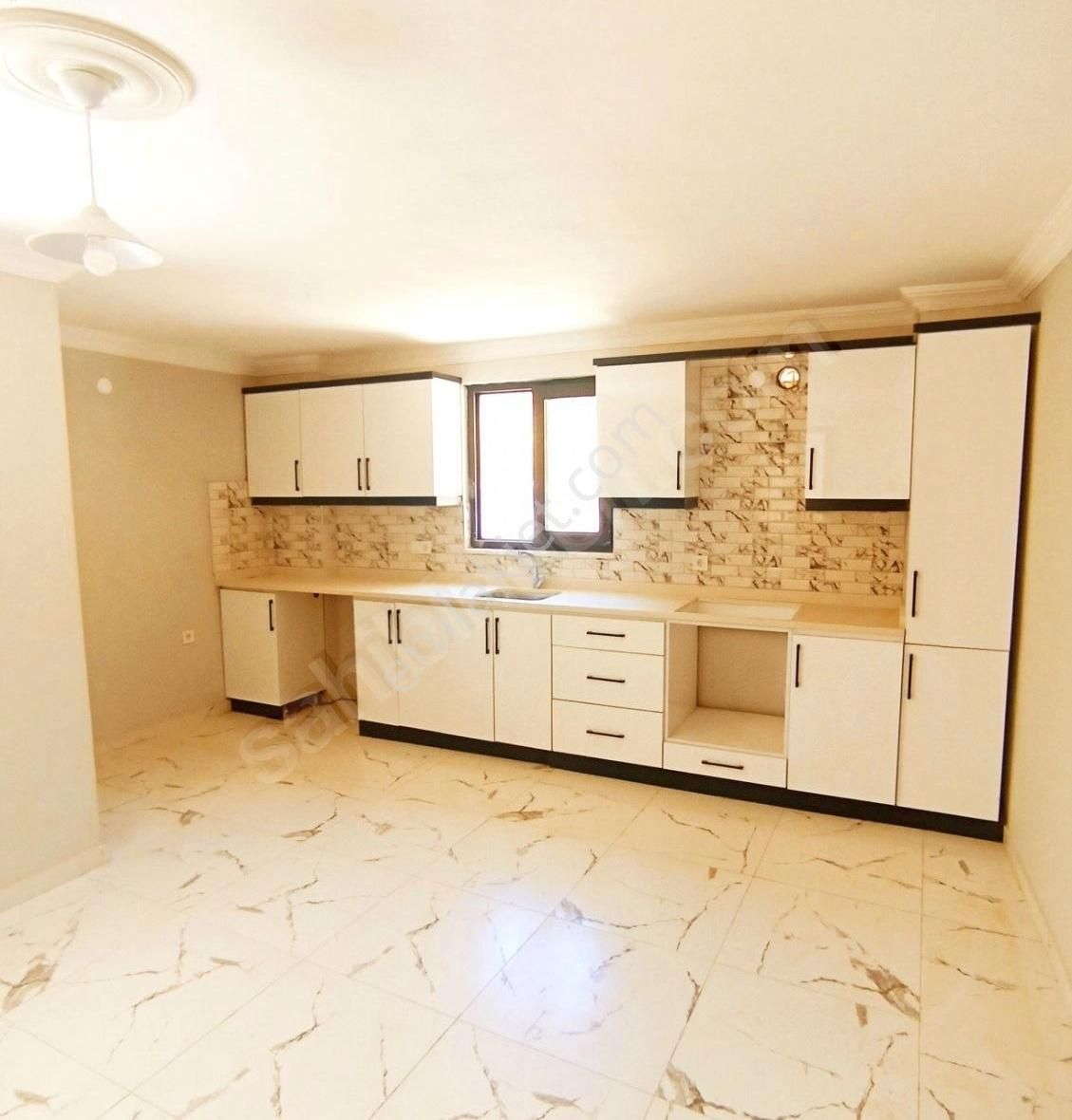 Pelitköy Sahili'nde Tam Müstakil Misafirhaneli Yazlık - Görsel 7