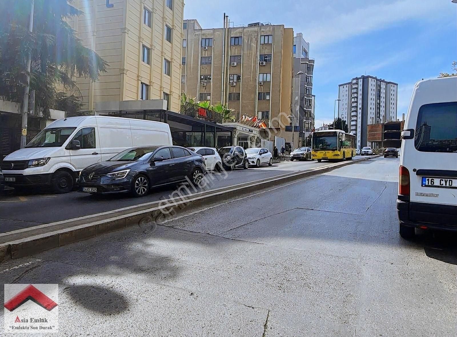 Bostancı Köprüsüne 100 Metre İçi Yapılı Ada Manzaralı 3+1