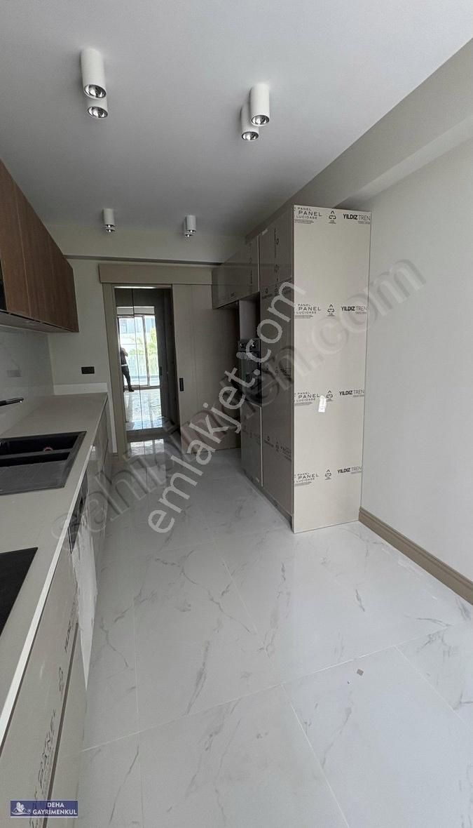 Deha'dan Satılık Havuzlu Sosyal Donatılı Lüks Daire - Görsel 14