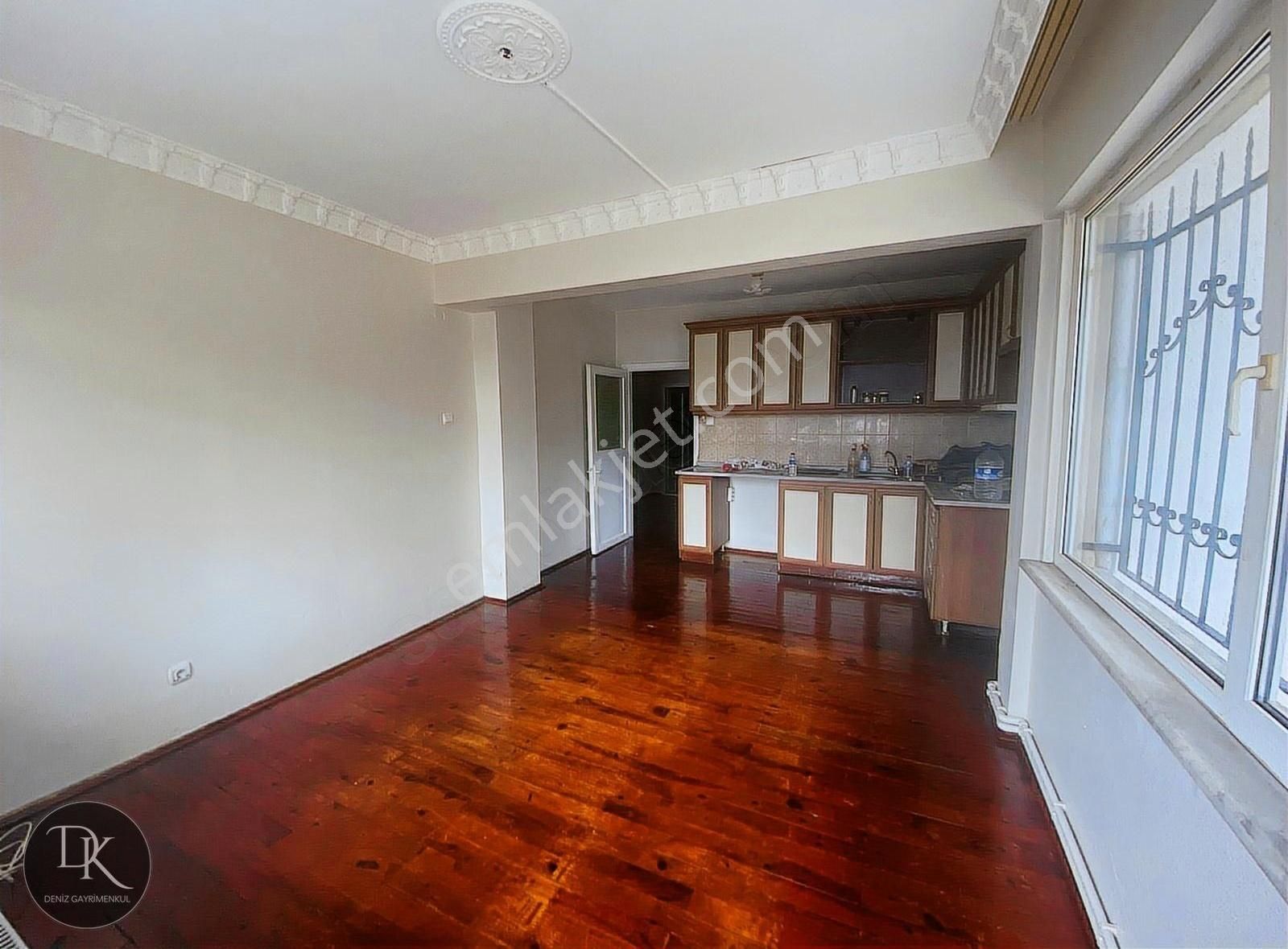 Deniz'den Sahil Bandında 3+1 Kiralık Daire