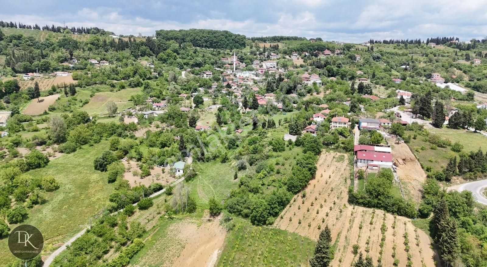 Deniz Gayrimenkul'den Karaahmetlide 1979 M2 Kaçırılmayacak Tarla