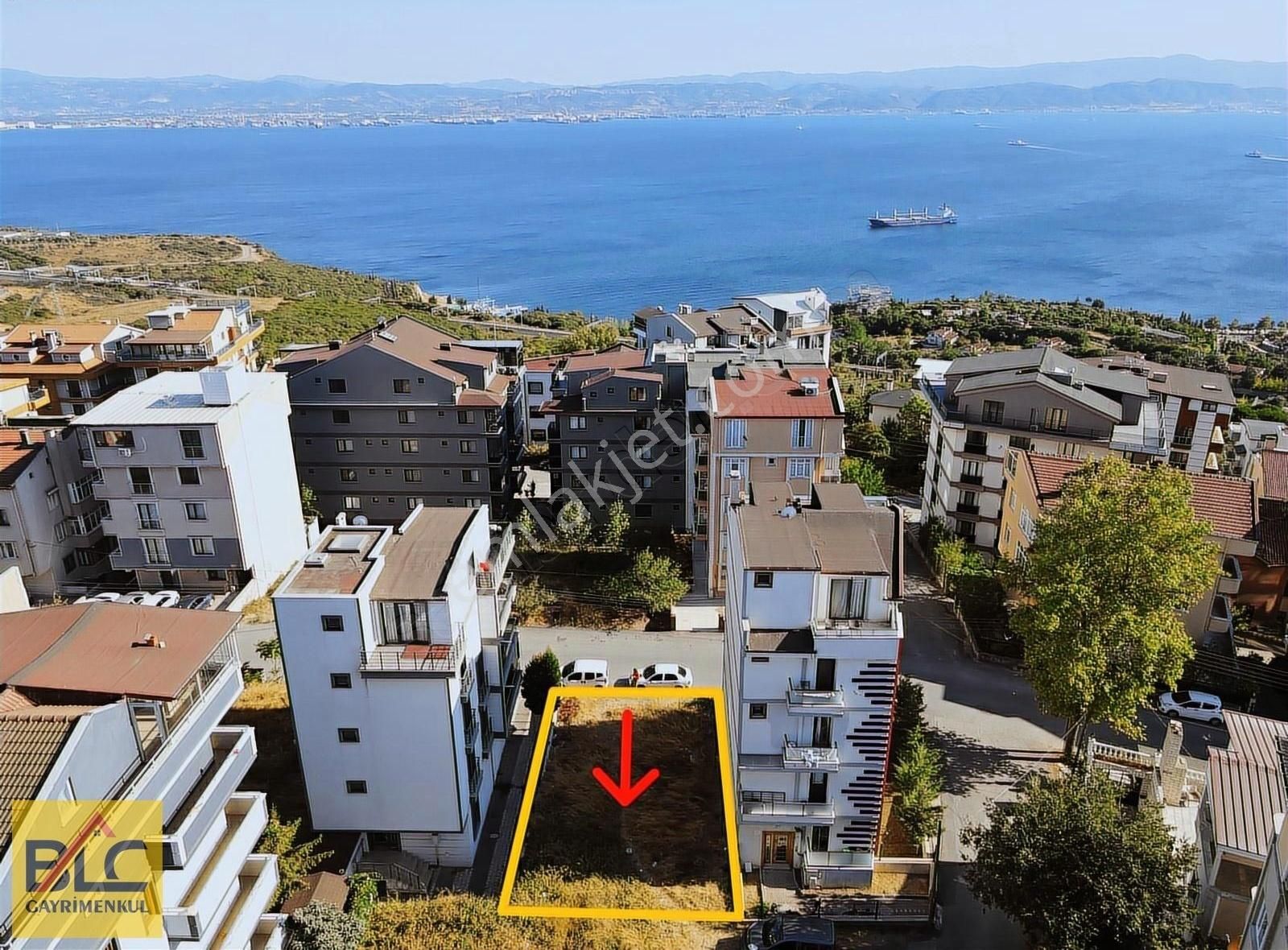 Barış Mahhalesinde Güzel Lokasyonlu Satılık Arsa