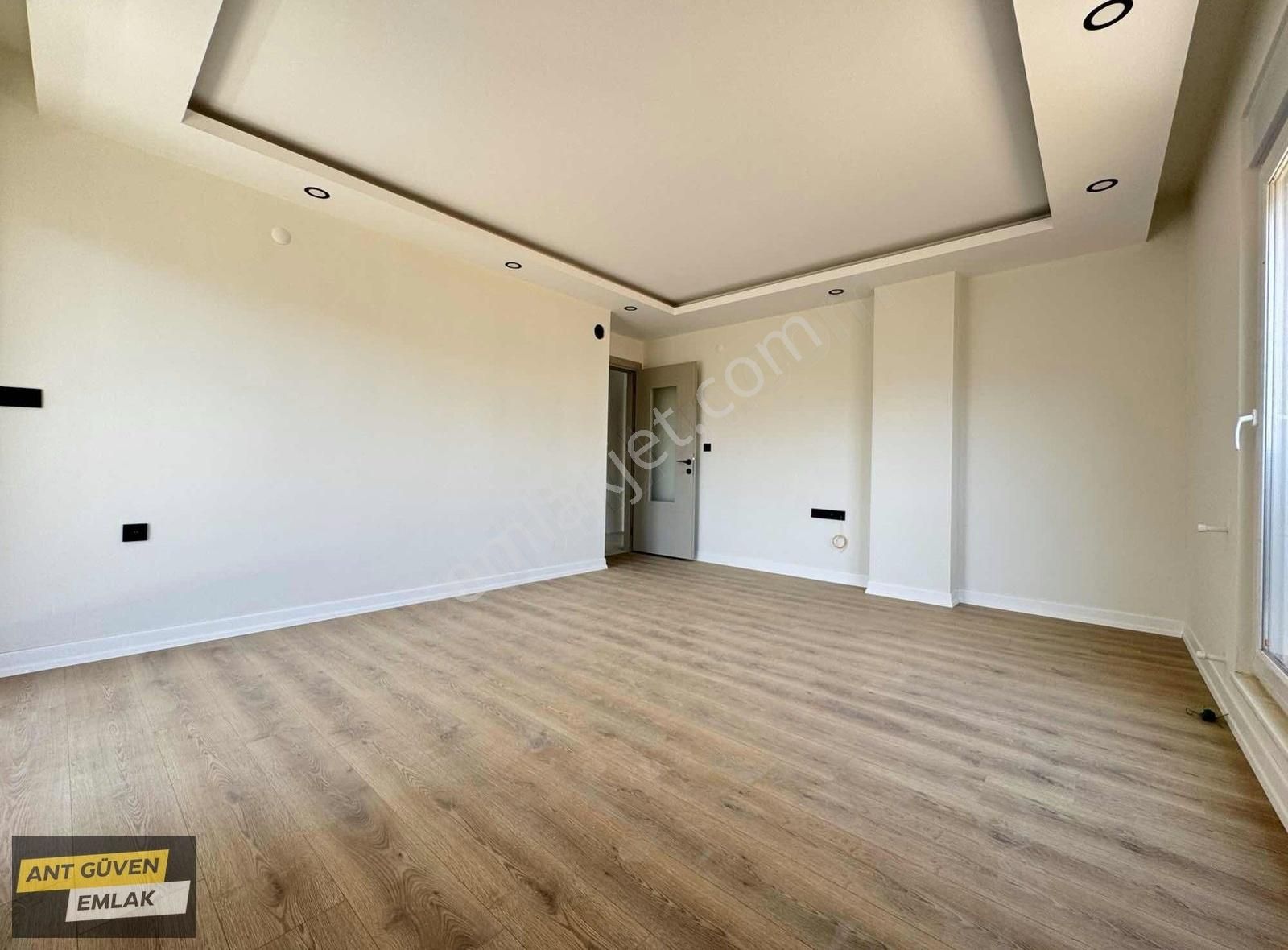 Bahçeyaka Mh 2+1 Ara Kat 105 M2 Cam Balkonlu Ankastre Setli - Görsel 9