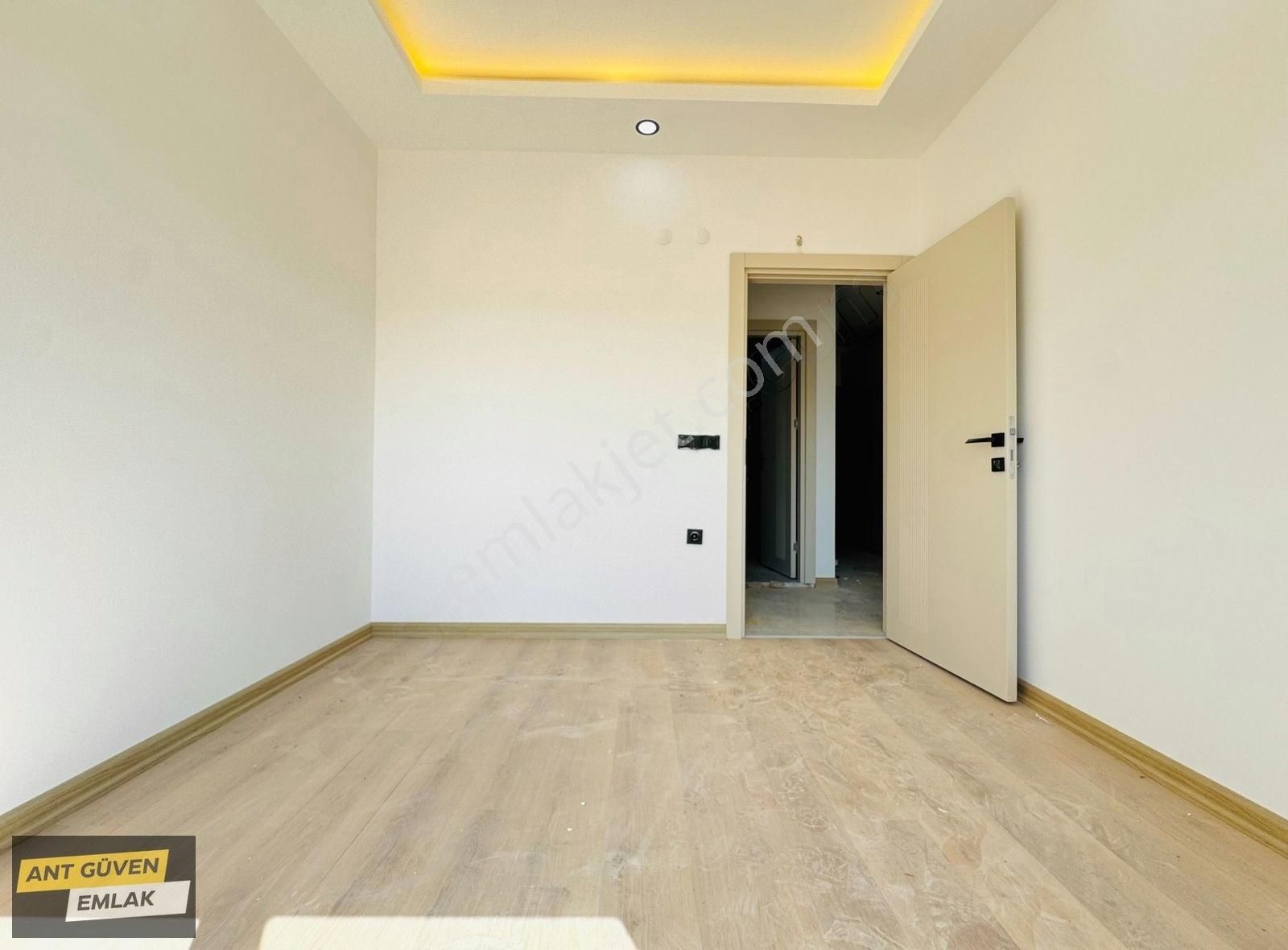 Havuzlu Yerden Istmalı Lüx Sitede E.banyolu Asansörlü 2+1 Arakat - Görsel 35