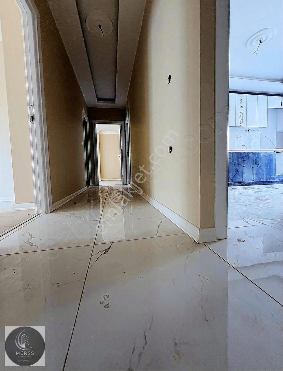 Sultanbeyli Adil Mah. De 140 M2 3+1 Dairemiz Satılıktır - Görsel 8