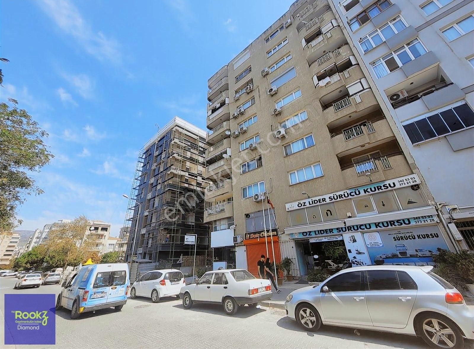 Bornova Kazımdirik 'te 3+1 Satılık Daire