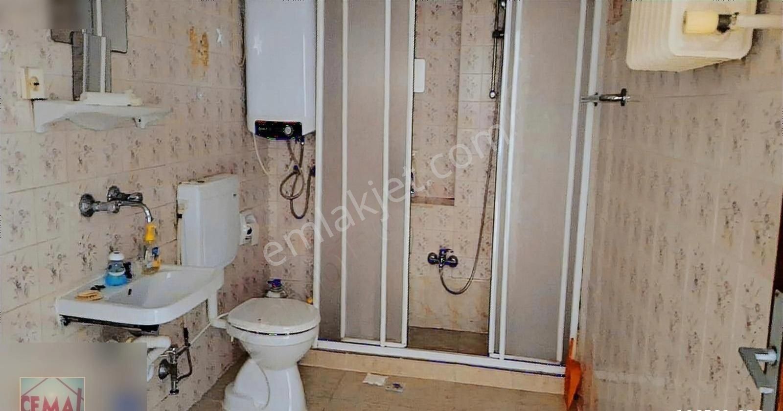 Cemal Emlak Bursa Yildirim Yeşil Namazgah Pazar Cd Çift Cep. Man - Görsel 21