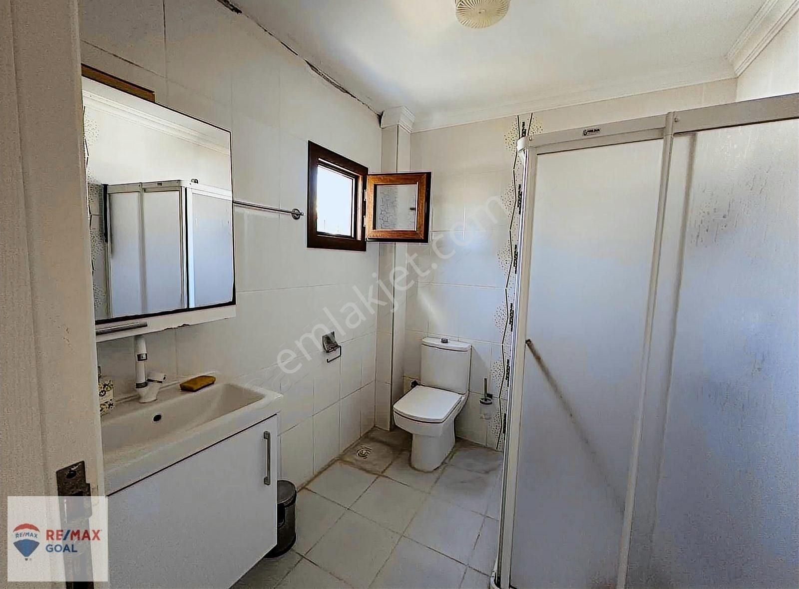 Parlamenterler Sitesi Ana Cadde Üzerinde Satılık Villa - Görsel 27