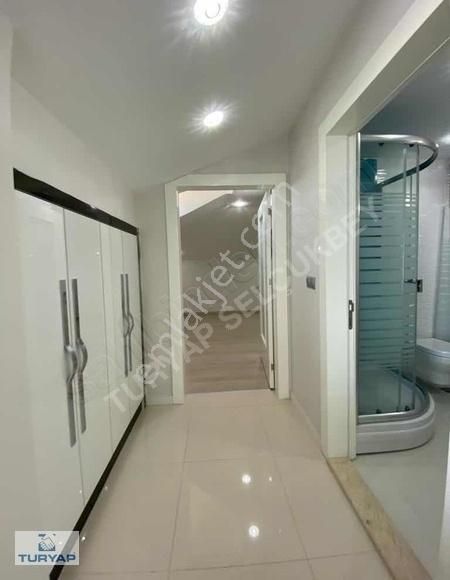 Turyap Selçukbey'den Şemikler'de Site İçi 5+1 Kiralık Dubleks