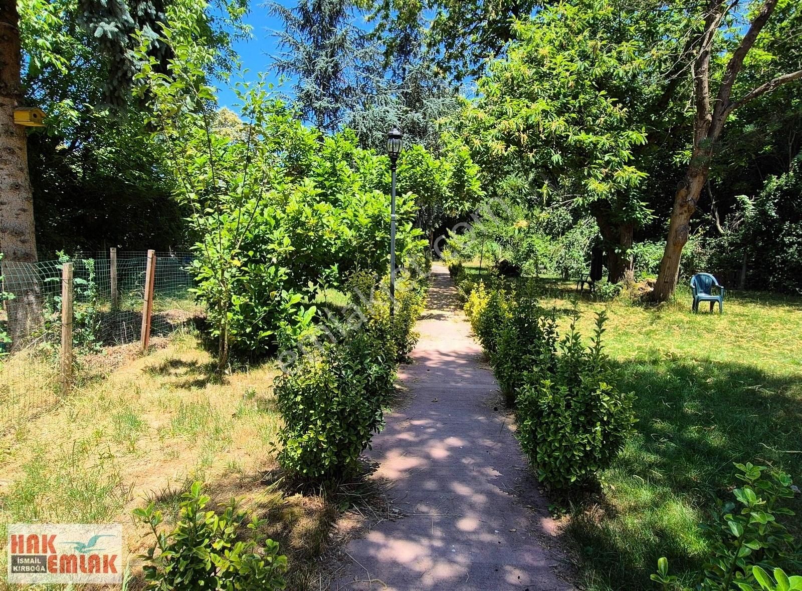 Hak Emlak'tan Pınarlar Köyünde Doğa Manzaralı Satılık 8+1 Villa