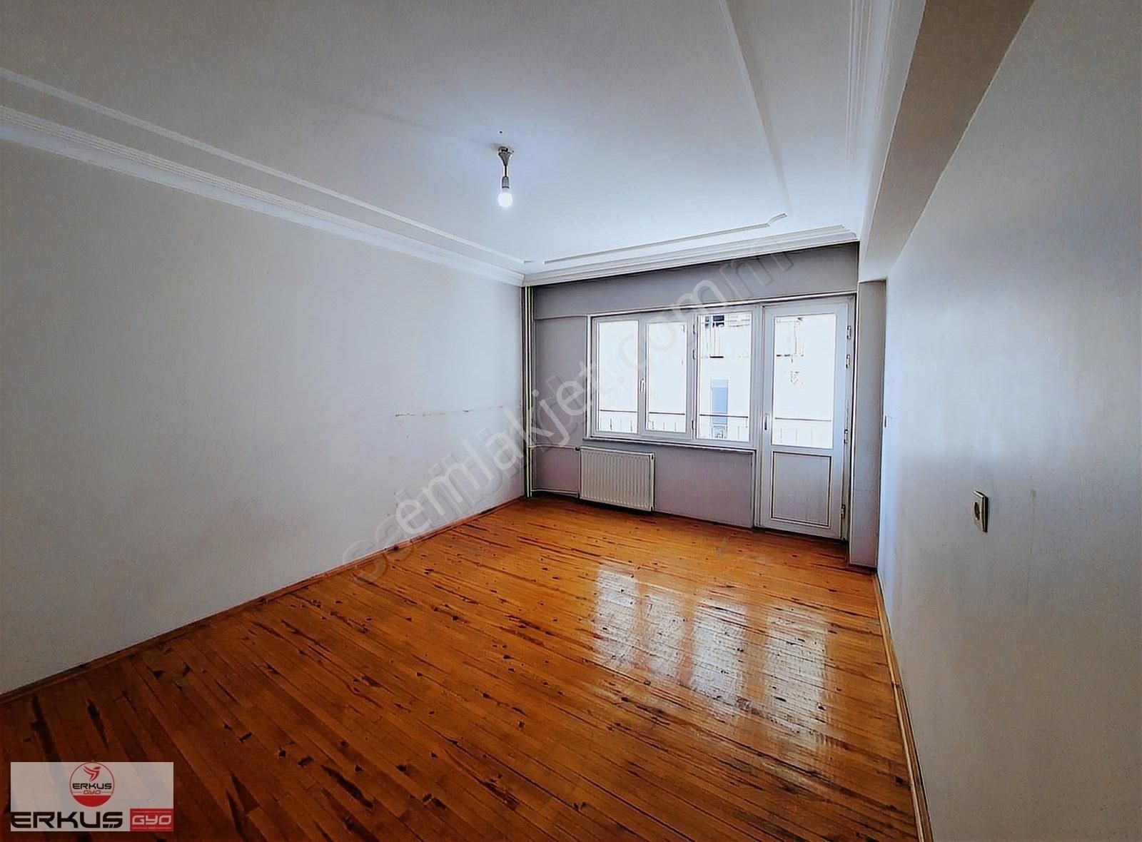 Kiralık! Denizli Atalar Mahallesinde İstiklale Yakın 3+1 Daire