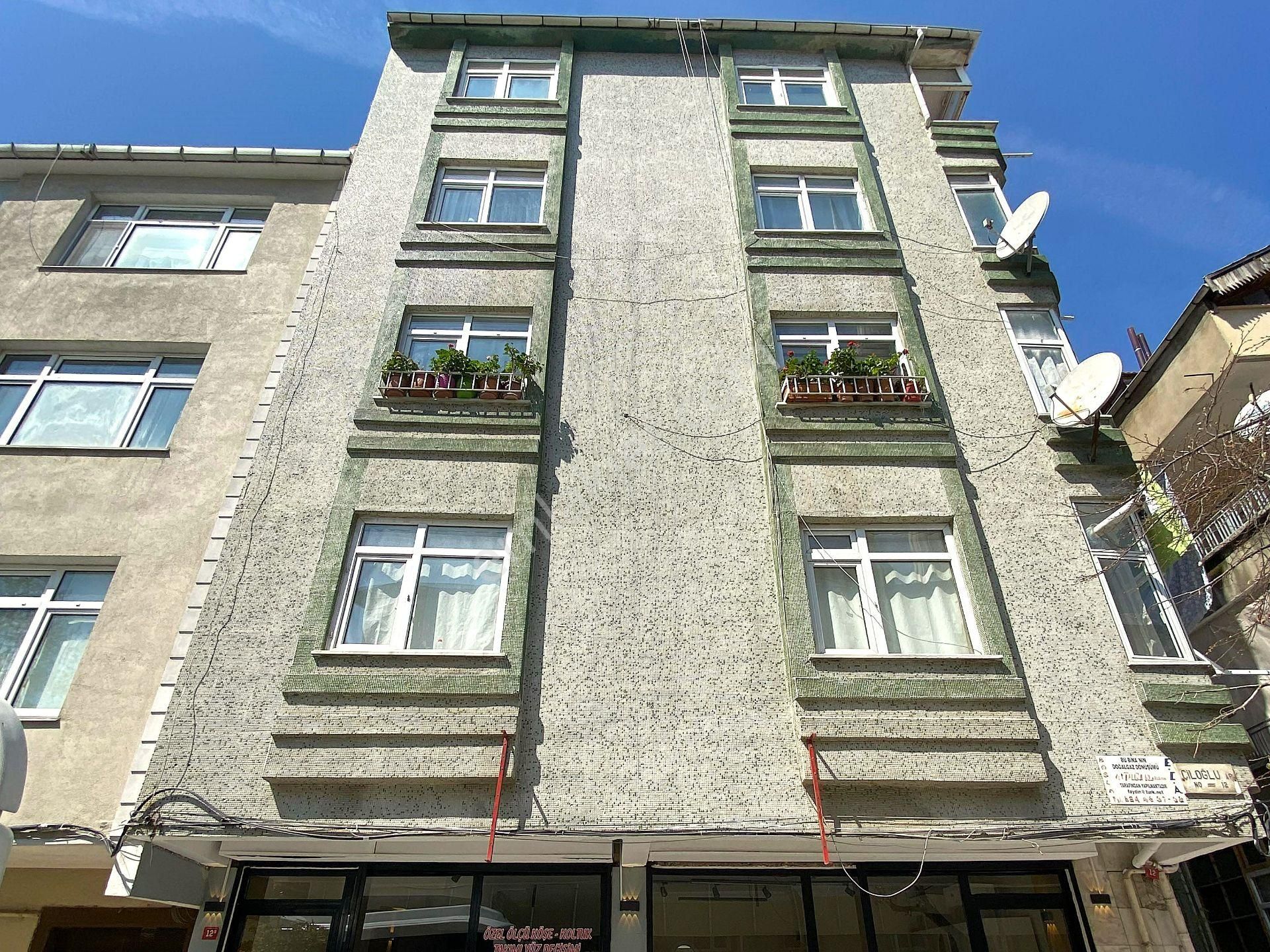 Avcılar İgs Yanı 70m2 2+1 Balkonlu