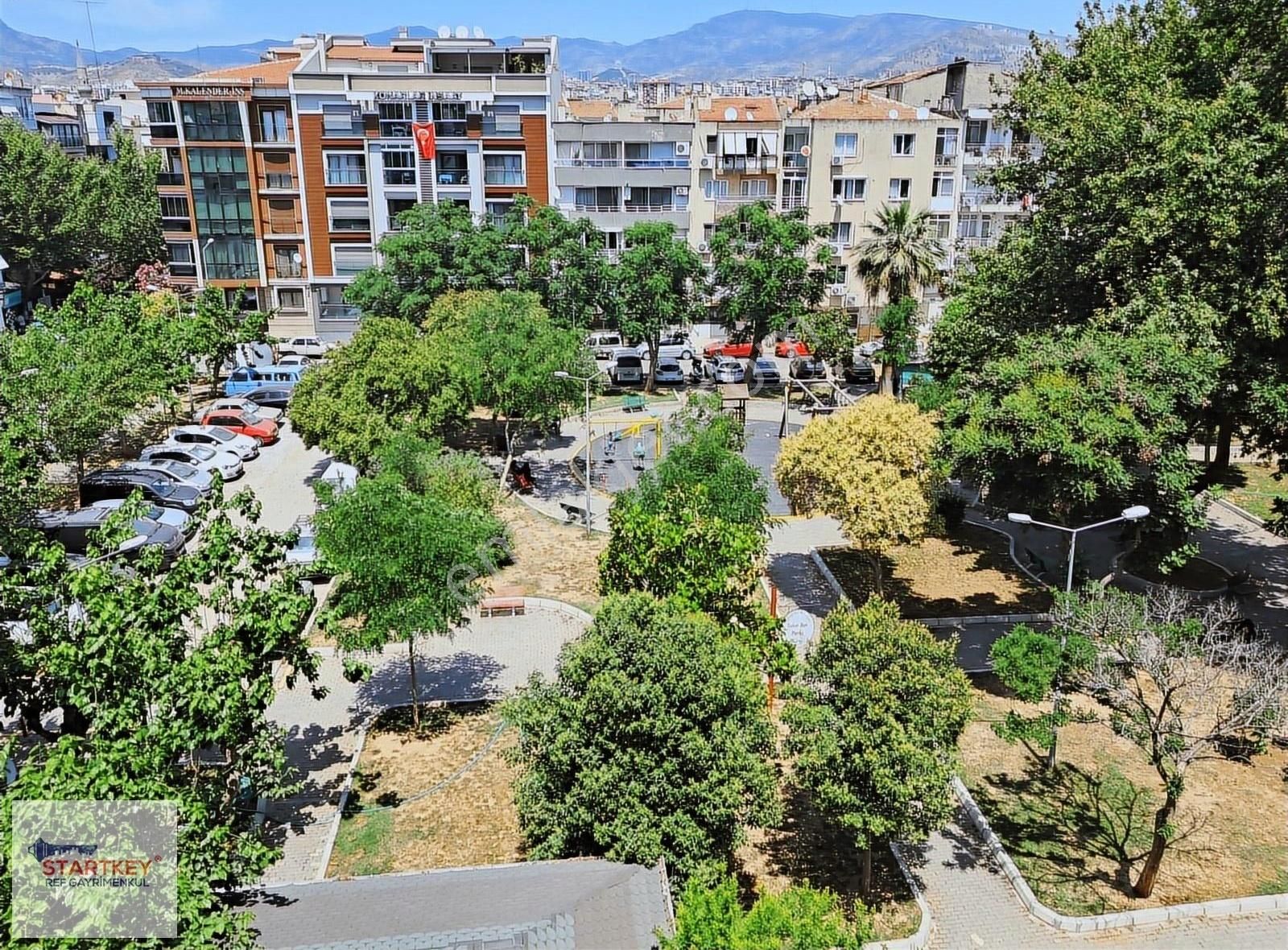 Karşıyaka Merkez Park Karşısı Önü Açık Yatırımlık Satılık Daire