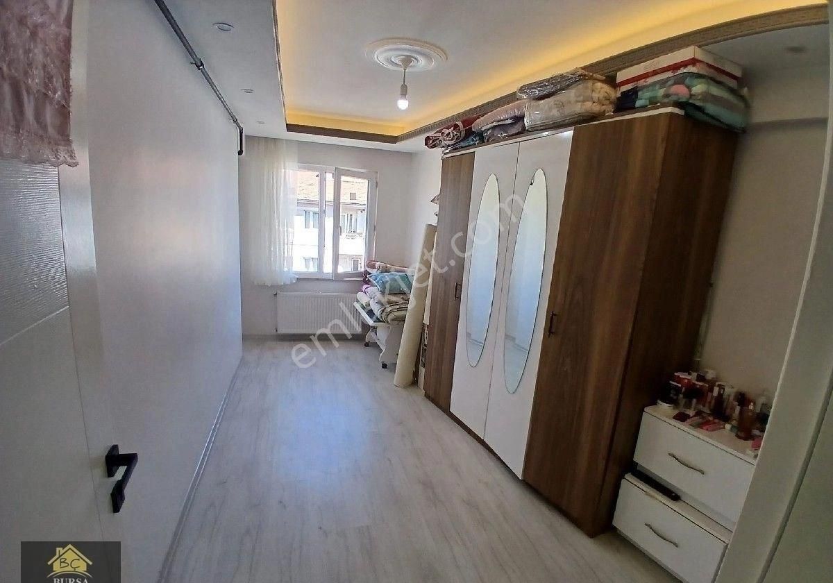 Bursa Yıldırım Beyazit Caddesi Üzerinde 75 M2 Kombili Bakımlı Daire - Görsel 11