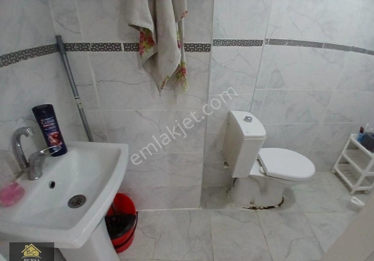 Bursa Yıldırım Beyazit Caddesi Üzerinde 75 M2 Kombili Bakımlı Daire - Görsel 12