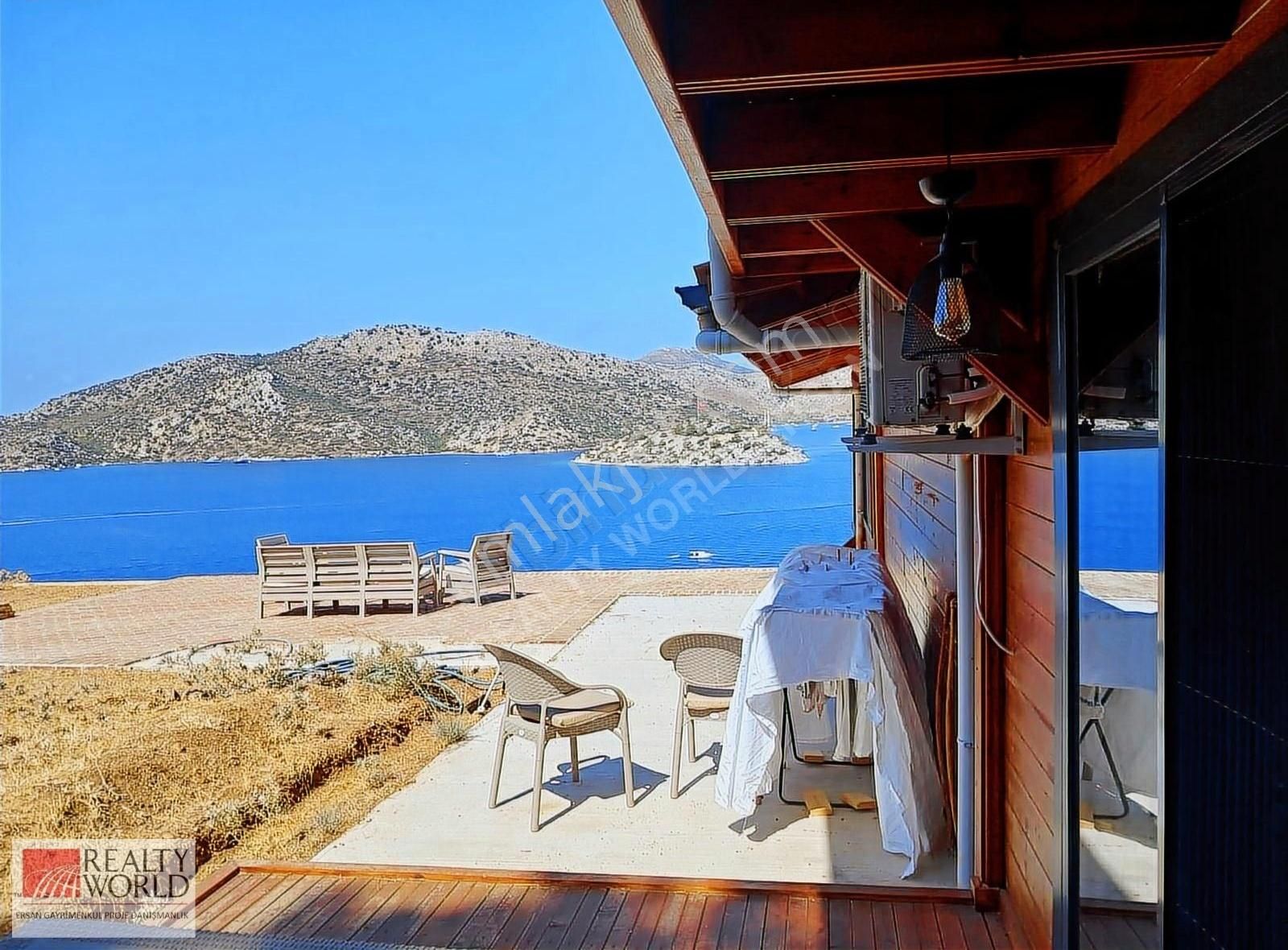 Marmaris Bozburun Adatepe Mevkisinde Satılık Kütük Ev Ve Arsa - Görsel 2