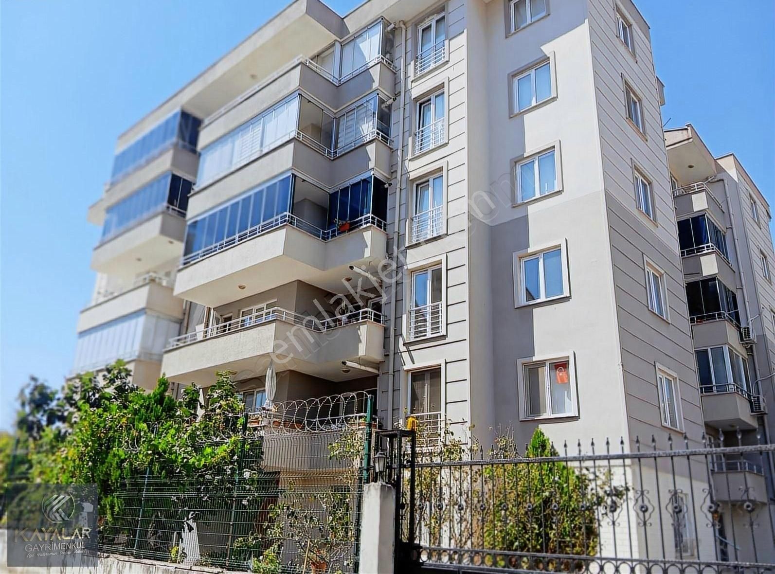 Yunuseli Akyıldız Da Site İçerisinde Cok 3+1 Geniş Daire