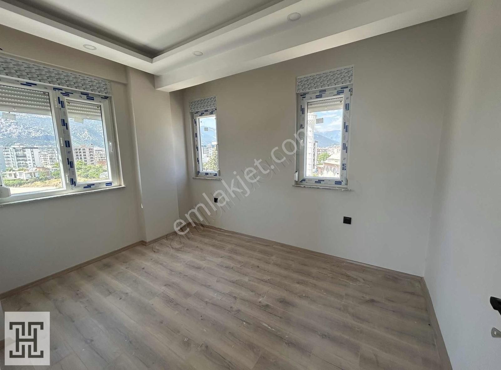 Ara Kat Deniz Manzaralı 1+1 Satılık Daire - Görsel 7