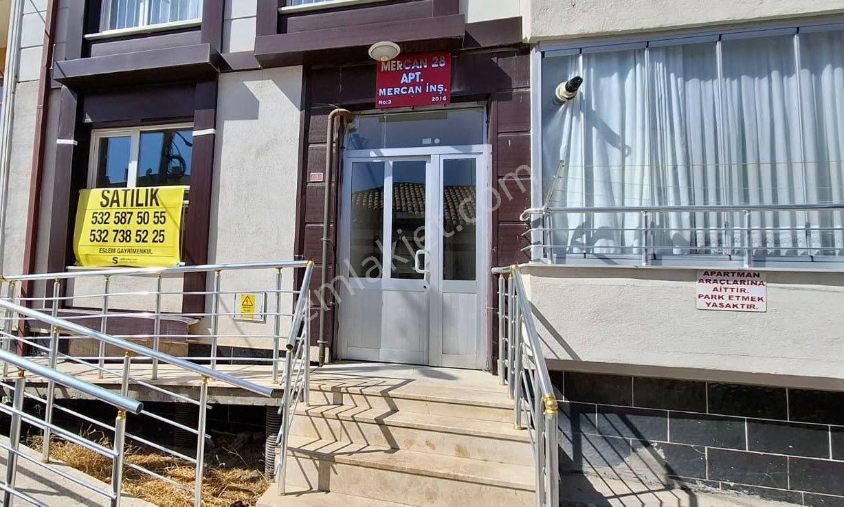 Eslem Gayrimenkulden Gökmedrese Civarında 3+1 Satılık Daire/ofis
