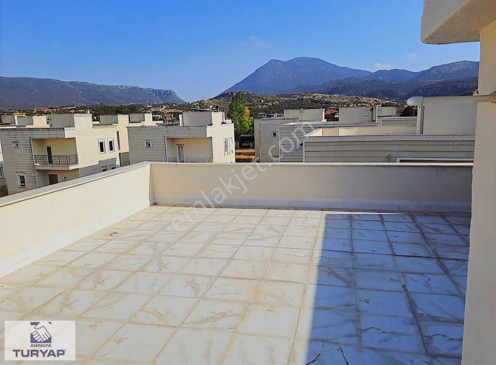 Antalya Döşemealtı Bademağacı Satılık Sıfır 2+1 İkiz Villa - Görsel 13