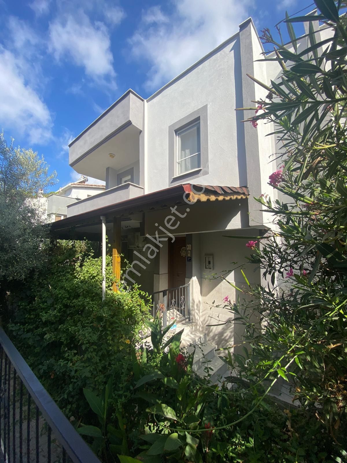 Yavansu'da Denize Yakın 4+1 Eşyalı Satılık Villa