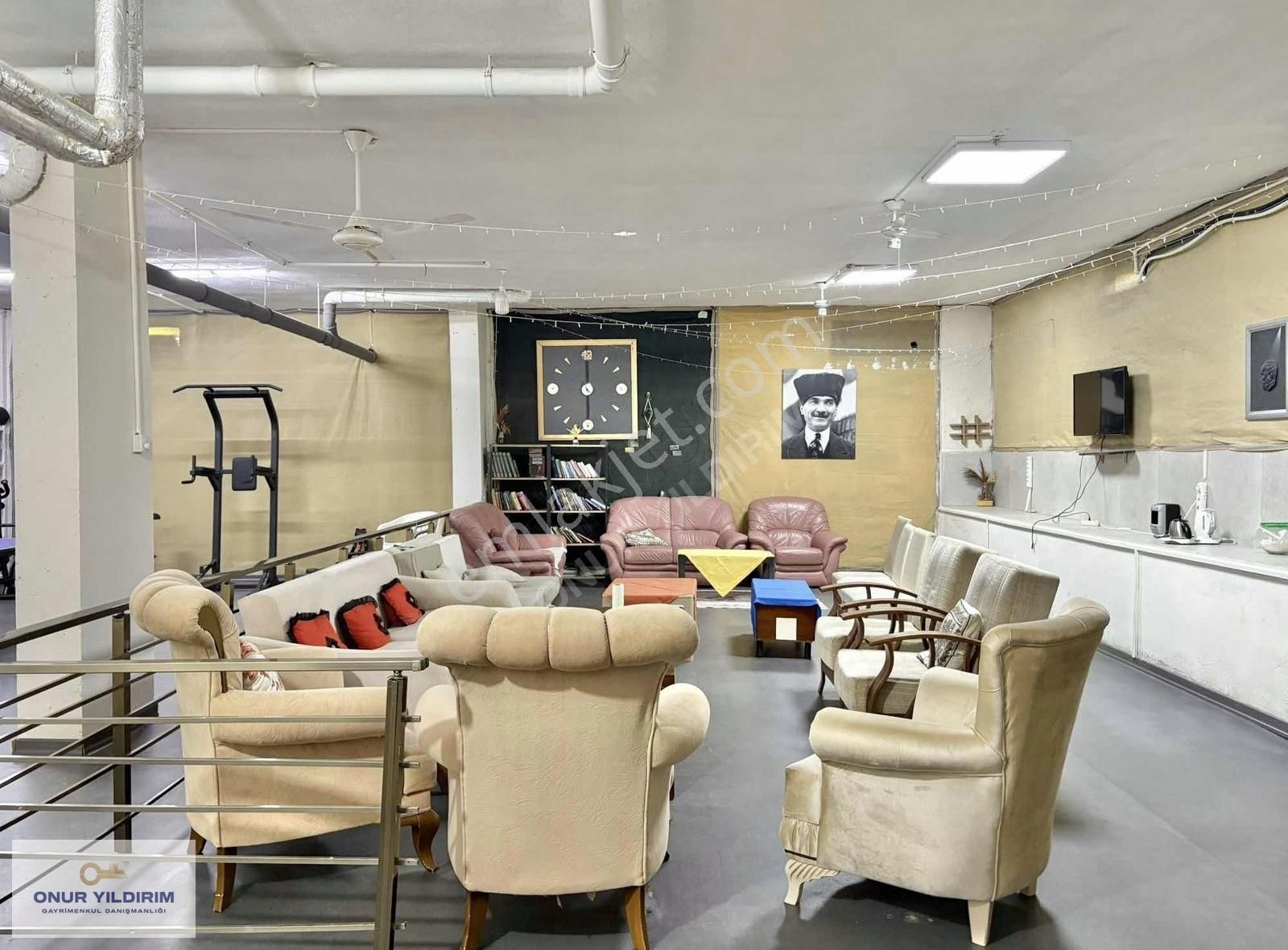 Sadece Onur Yıldırımdan 70 M2 K.otoparklı Spor Salonlu 1+1 - Görsel 27