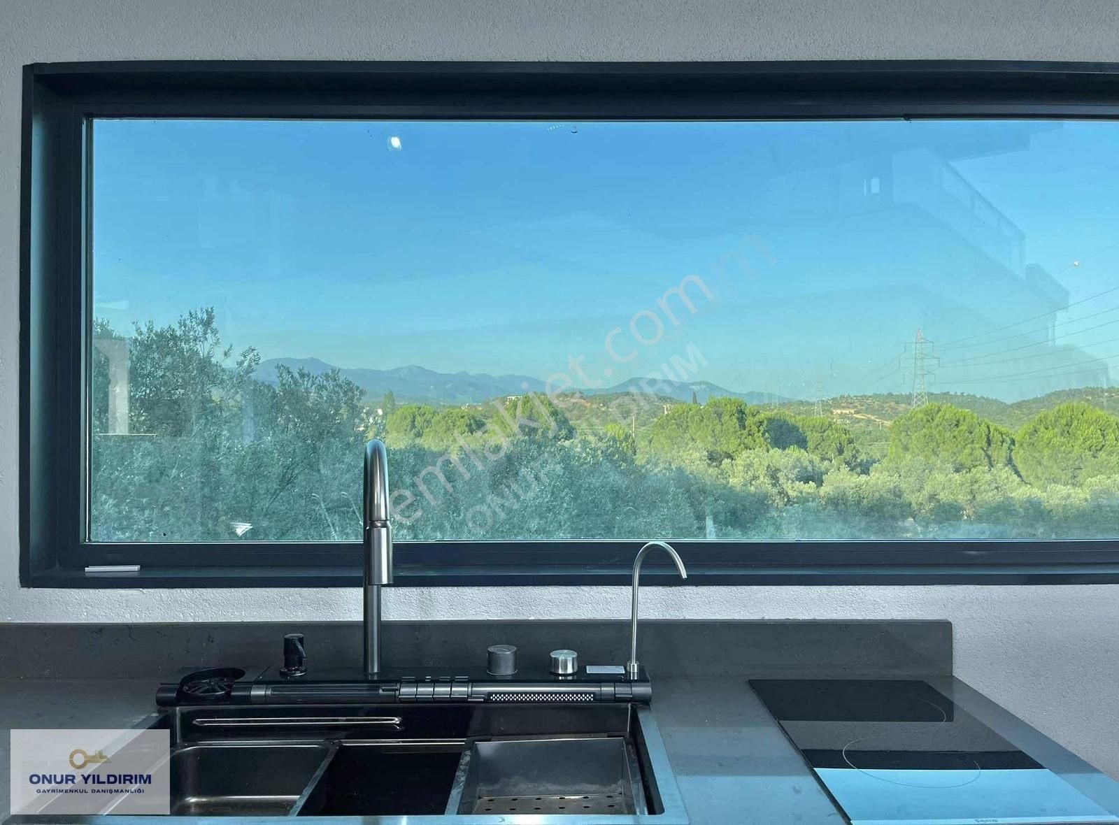 Onur Yıldırımdan Havuzlu Deniz Manzaralı Özel Tasarım 4+1 Villa - Görsel 26