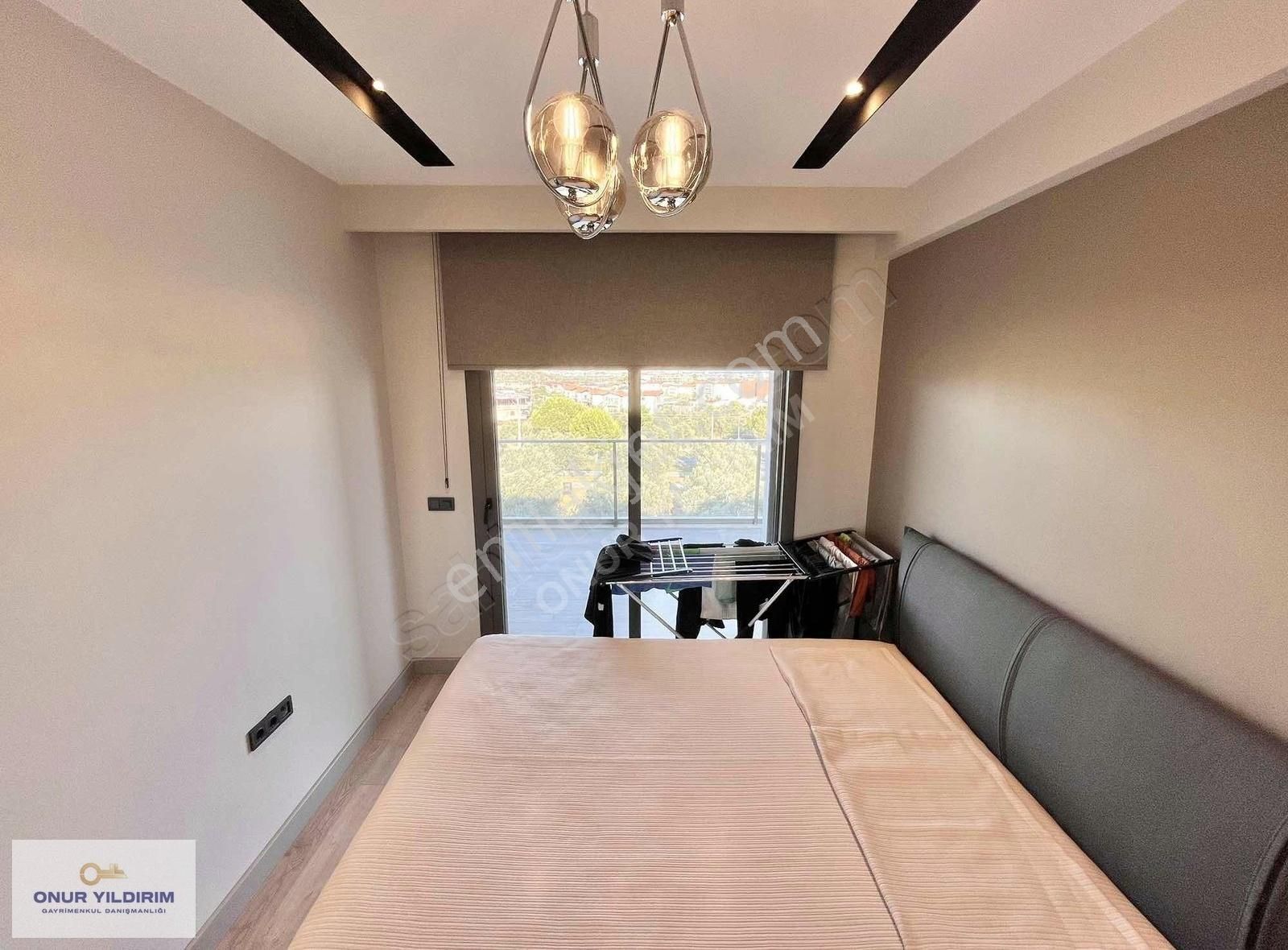 Onur Yıldırımdan Havuzlu Deniz Manzaralı Özel Tasarım 4+1 Villa - Görsel 17