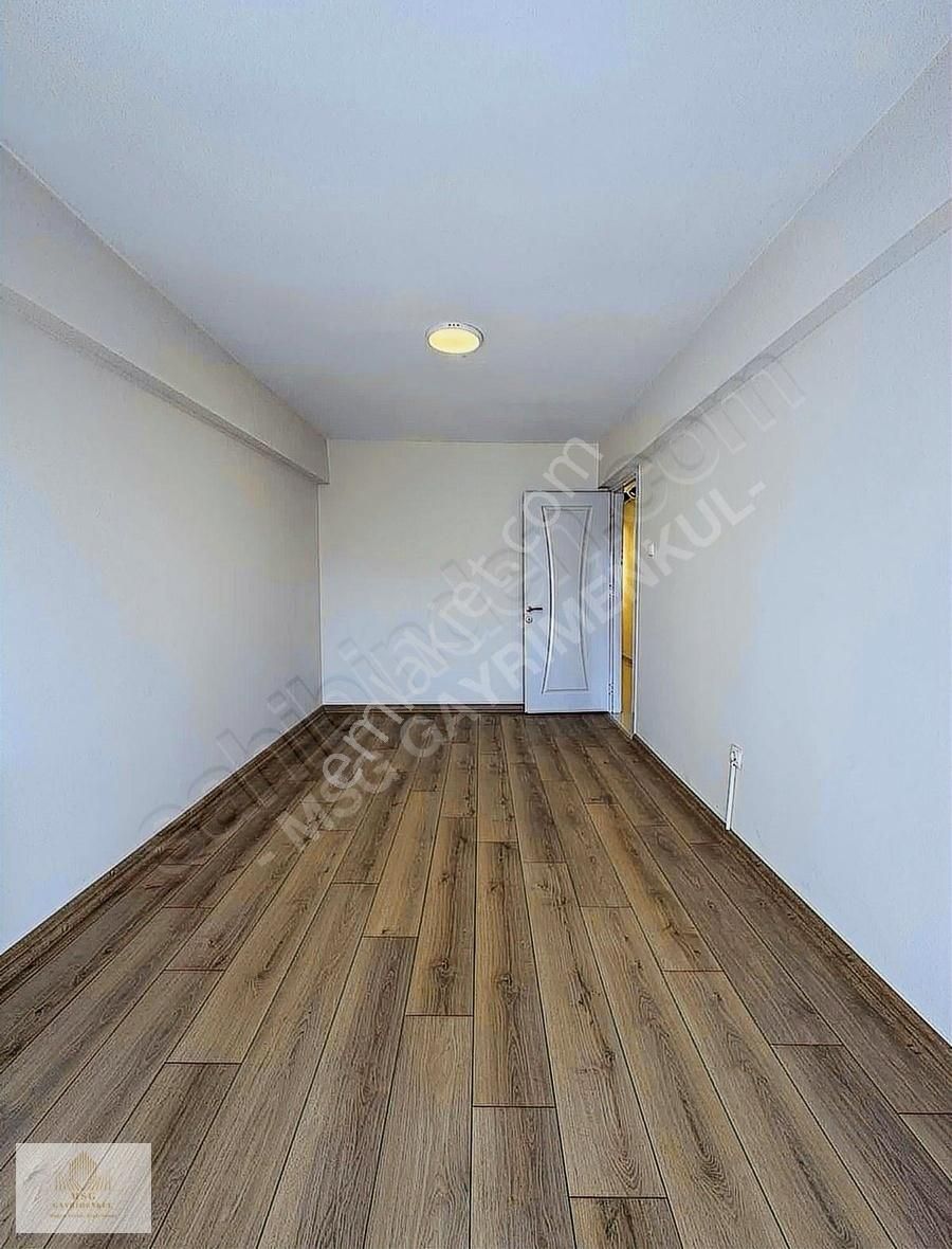 Msg'den İnönü Cadde'de Otoparklı - 140 M2 - Masrafsız 3+1 Daire - Görsel 8