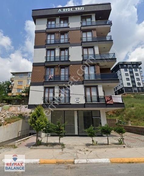 Sultanbeyli Yunus Emre Cad. Üzerinde Satılık 4+1 Dubleks Daire