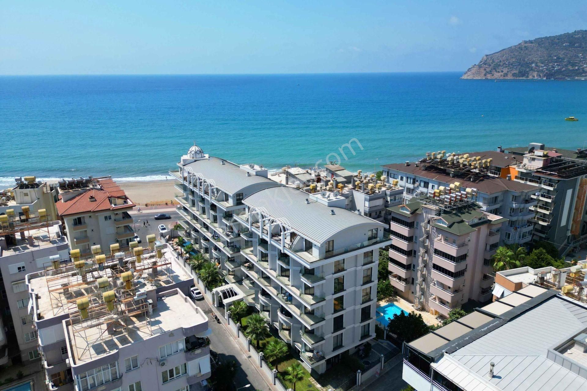 Alanya Cumhuriyet’te Kiralık 2+1 Denize Sıfır Daire