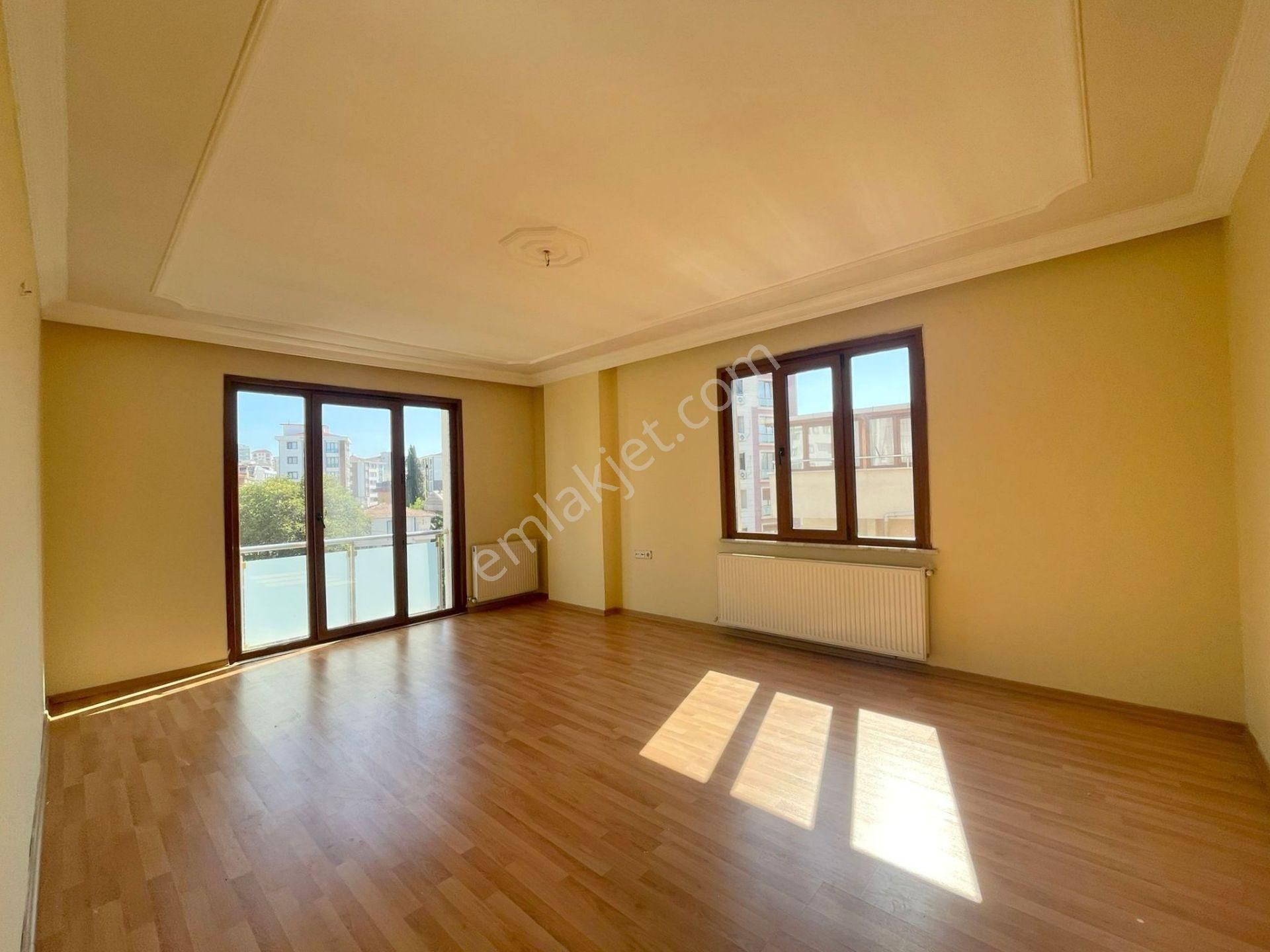 Mertcan'dan Ankara Cad. 3dk Ebeveyn Banyolu Ara Kat 3+1 Daire