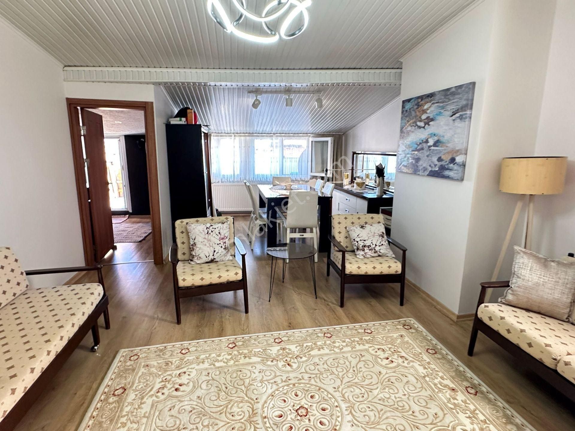 Güneşli Hürriyet Mahallesi Satılık 5+1 Daire 200 M² - Görsel 2