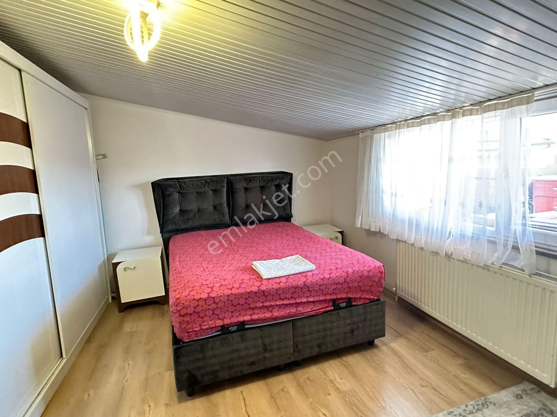 Güneşli Hürriyet Mahallesi Satılık 5+1 Daire 200 M² - Görsel 4