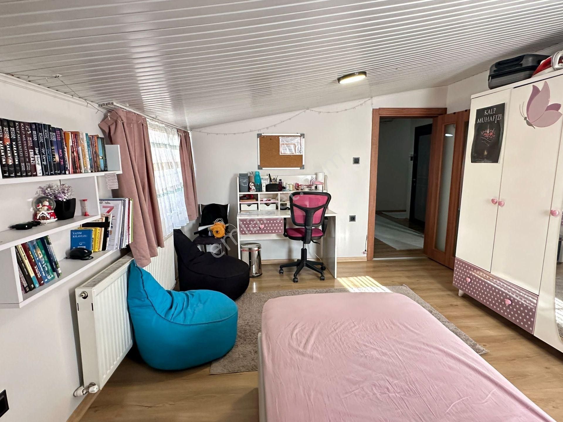 Güneşli Hürriyet Mahallesi Satılık 5+1 Daire 200 M² - Görsel 8