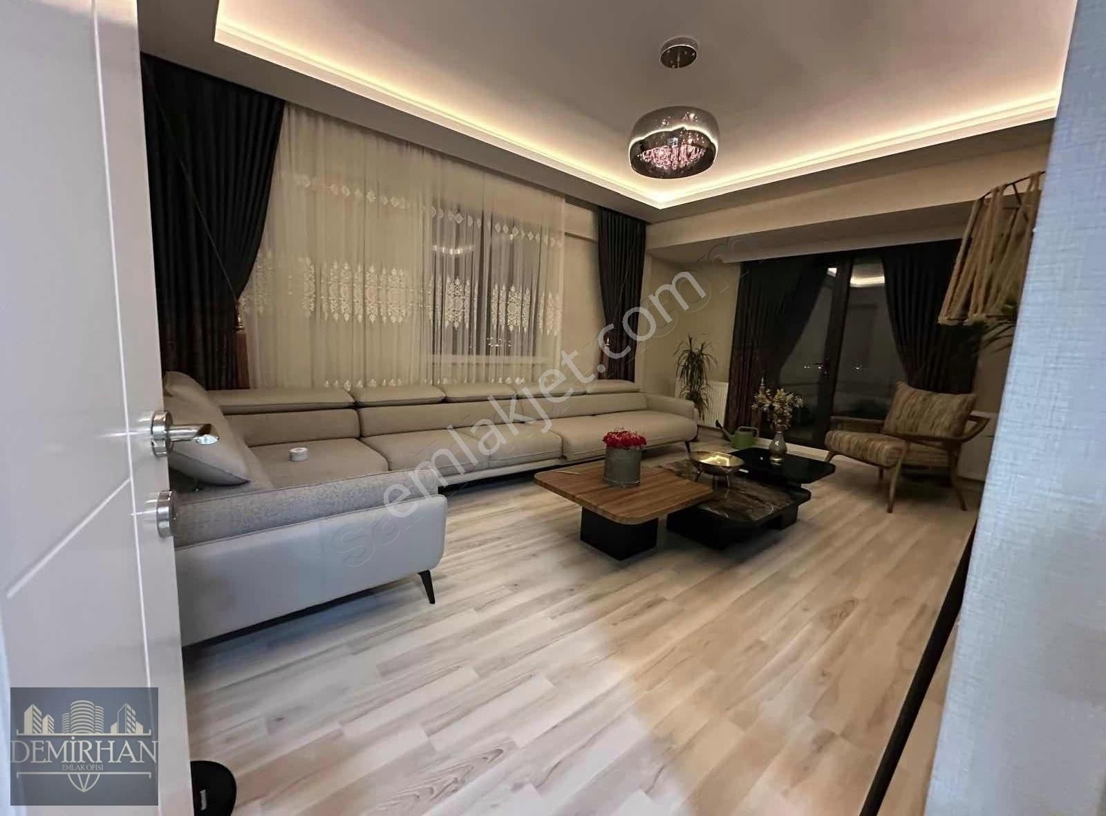 Seğmenlerde Lüks 3+1 Satılık Daire