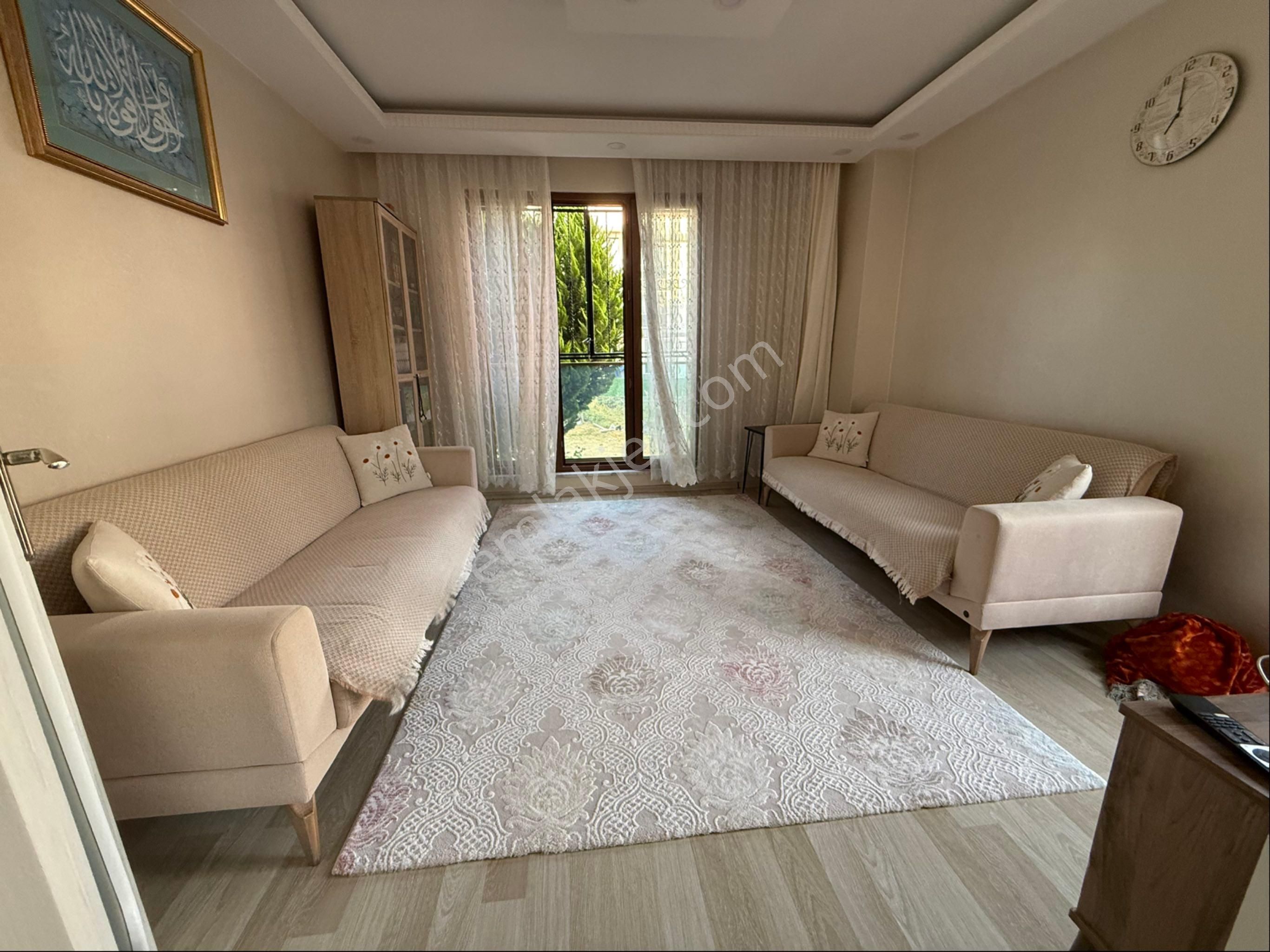 Samandıra Merkeze 500mt 140m2 4+1 Ters Dubleks (toprak Temassız)