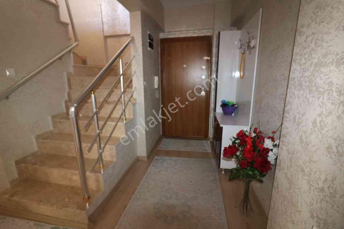 Didim Yeni Mahallede Satılık 3+1 Eşyalı Dublex Daire - Görsel 12