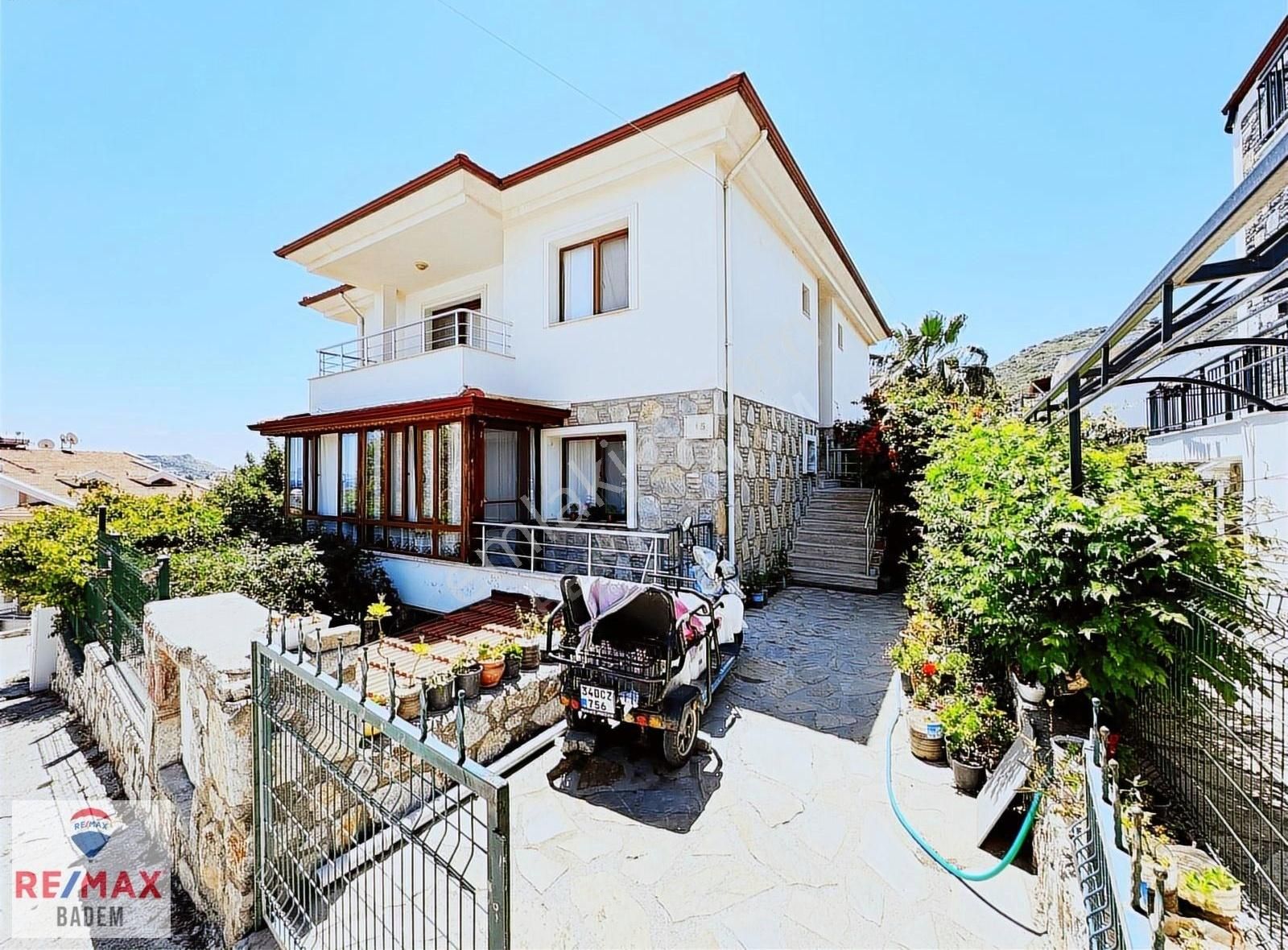 Datça Merkezde Satılık Deniz Manzaralı 1+1 Daire - Görsel 16