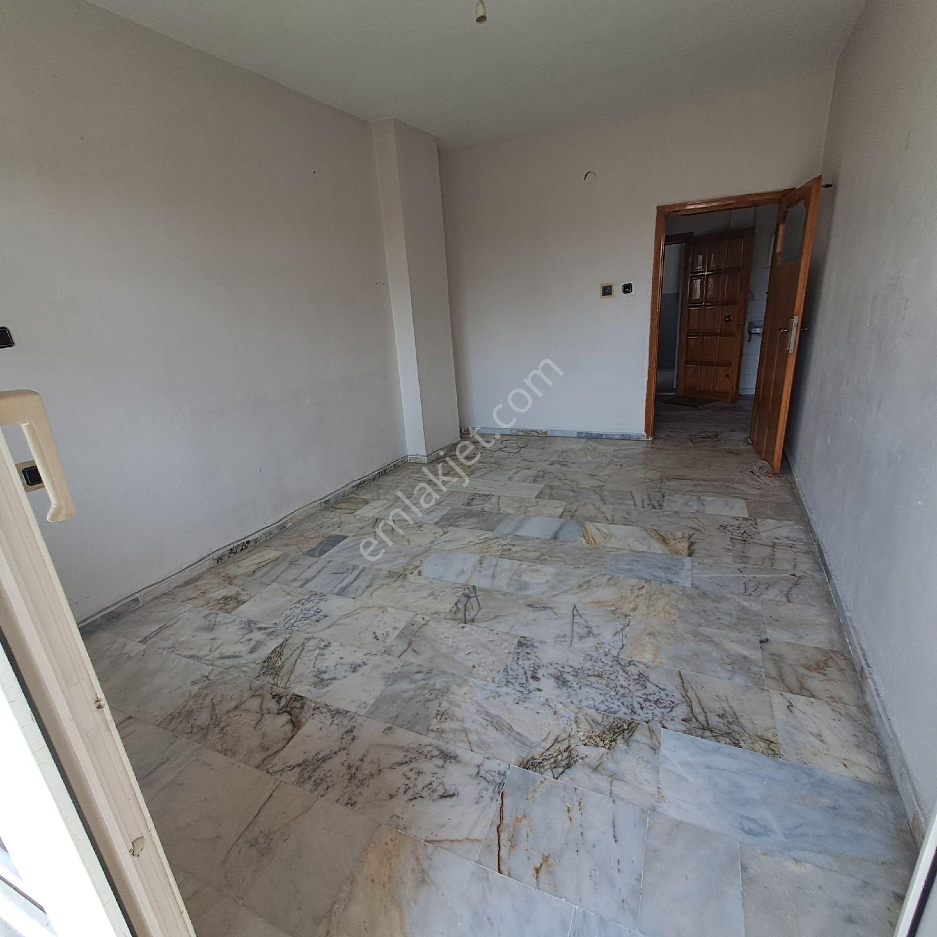 Hal Mahallesinde Kiralık Geniş Daire - Görsel 7