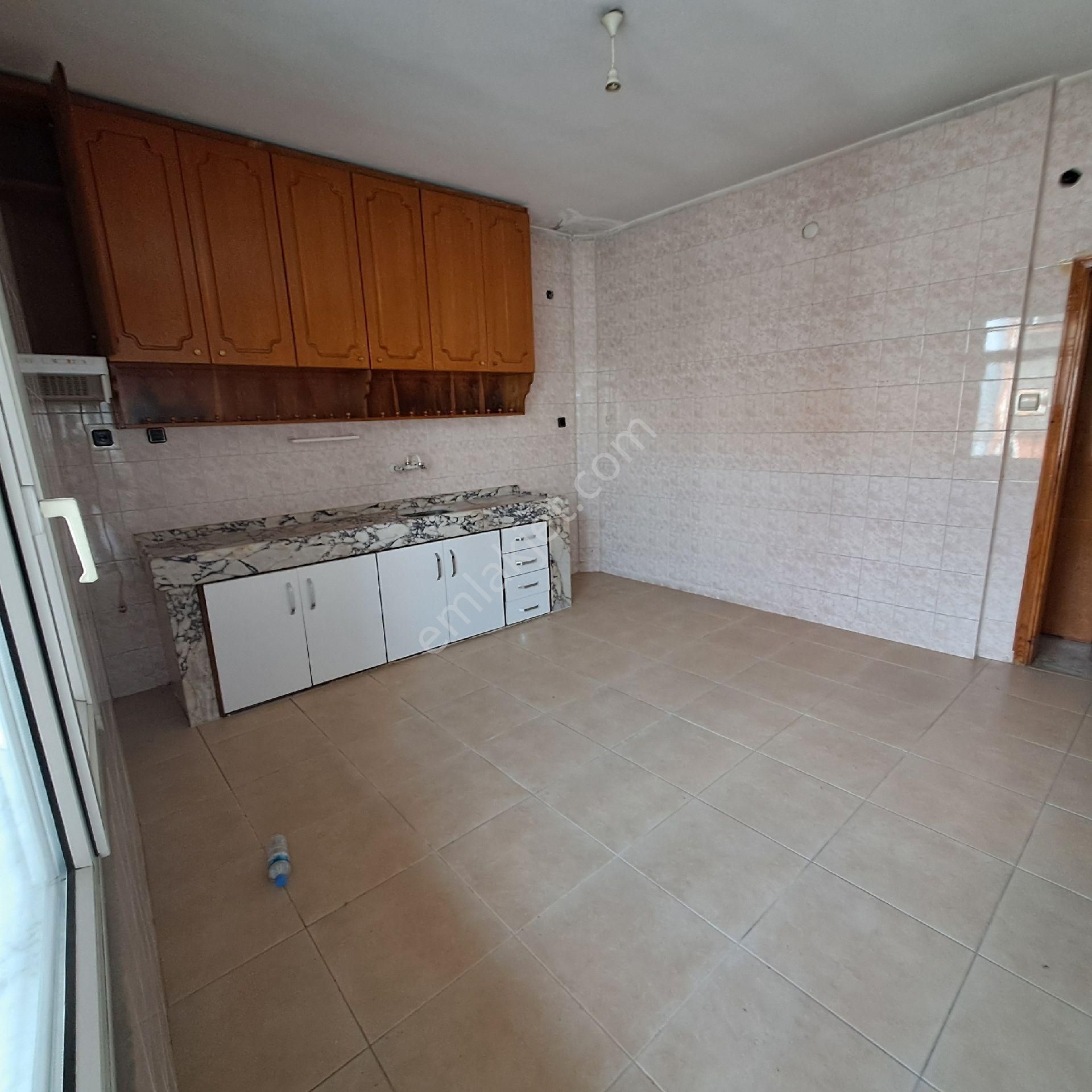 Hal Mahallesinde Kiralık Geniş Daire - Görsel 11